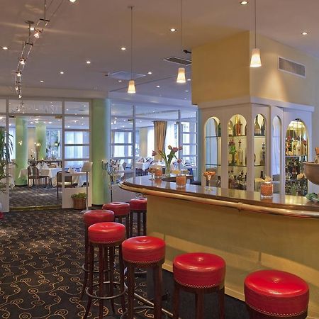 Hotel Metropol Saas Fee Restoran fotoğraf